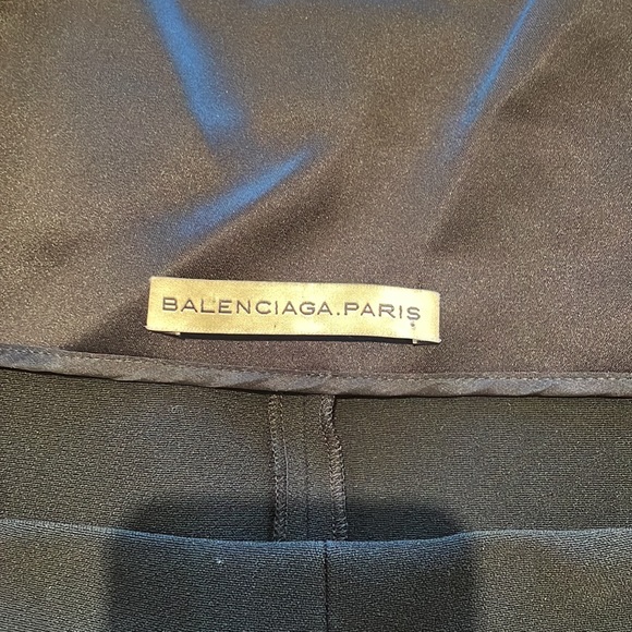 Balenciaga black satin detailed shirt. - Picture 2 of 3